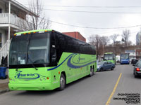 Fleur de Lys 3605 & 3606 - Bloc Québécois - Media écrit et radio - Média télévision - 2000 Prevost H3-45 (Ex-leased TripMate Tours 118)